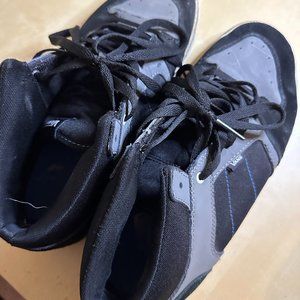 Vans Ellis Mid, Men's Fashion Sneakers Size 11